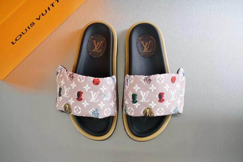 LV Men's Slippers 367